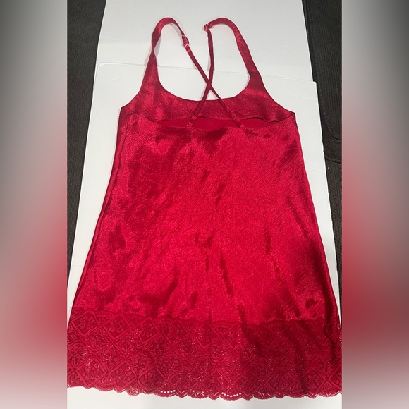 Vintage Victoria Secret Red Nightie with Lace Trim - Size P (XS) - Picture 4 of 6